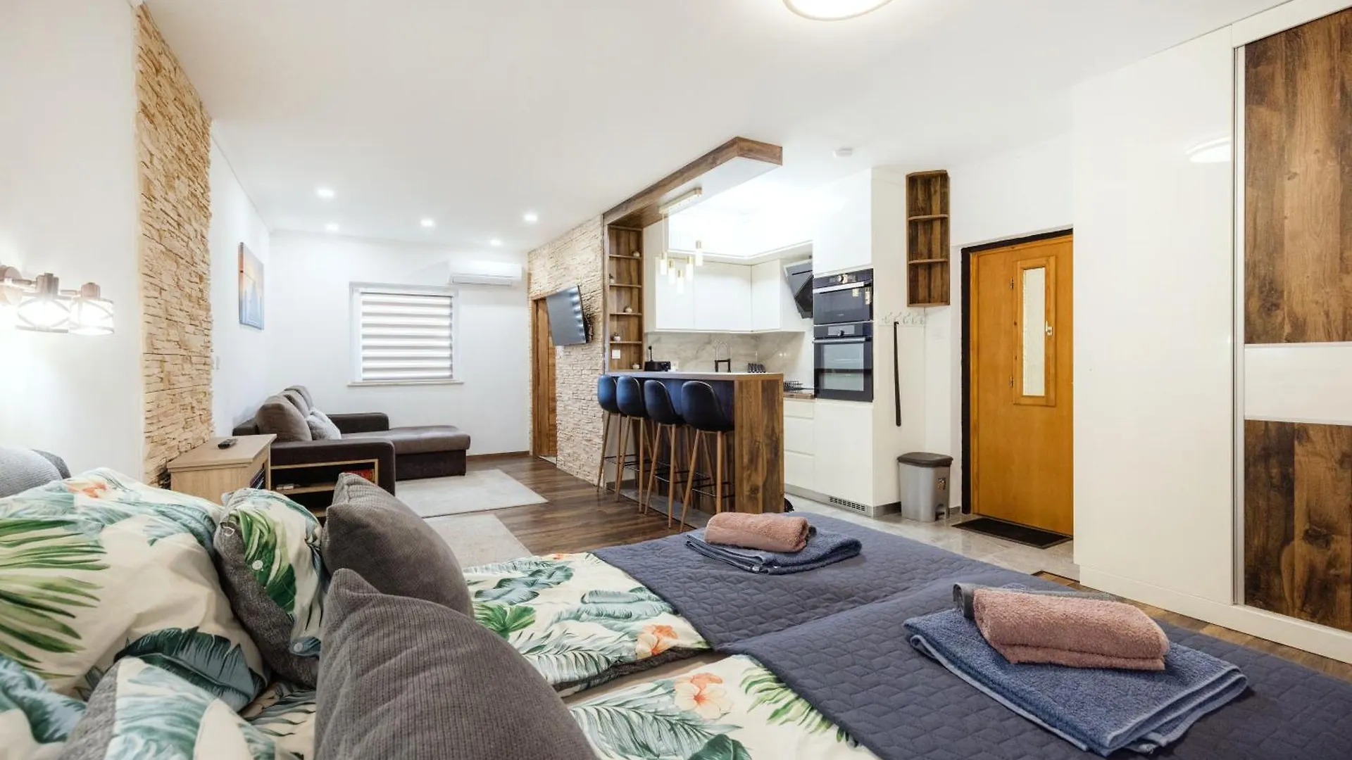 Apartment King Of The Inner City Budapest Hungary